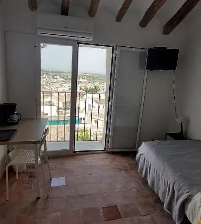 La Casa Character בית הארחה *